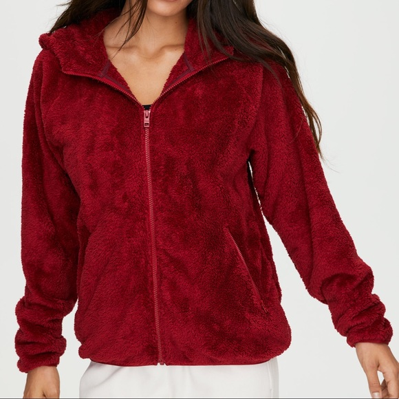 TNA / Aritzia Fuzzy Zip Up - Picture 1 of 9
